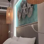 Ilianthos & Apartahotel Mikros Gialos