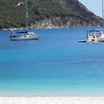Apartahotel Ilianthos &