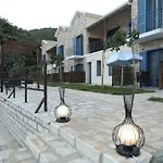 Apartahotel Ilianthos & Mikros Gialos