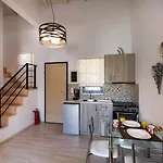 Ilianthos & Apartahotel Mikros Gialos