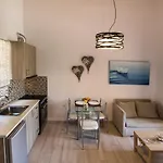 Apartahotel Ilianthos & Mikros Gialos