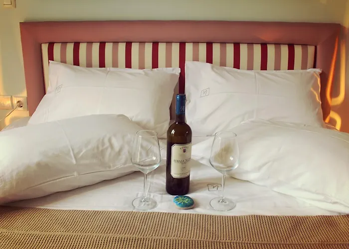 Aparthotel Ilianthos & 3*