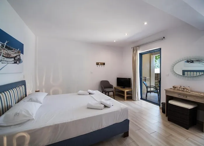 Ilianthos & Aparthotel