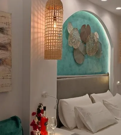 Ilianthos & Lejlighedshotel Mikros Gialos