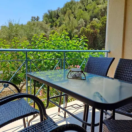Ilianthos & Hotel de apartamente *