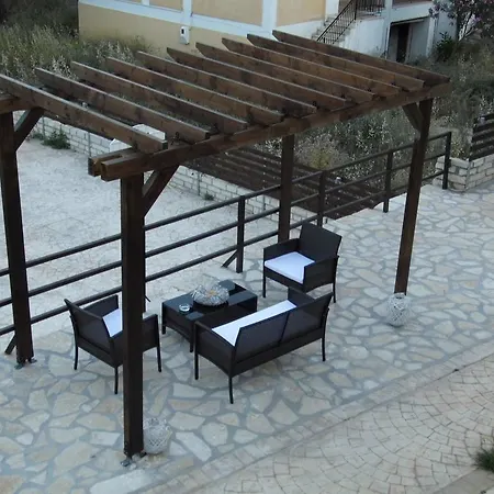 Lejlighedshotel Ilianthos &