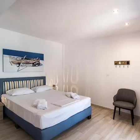 Lejlighedshotel Ilianthos & Mikros Gialos