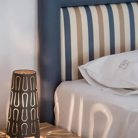 Ilianthos & Lejlighedshotel